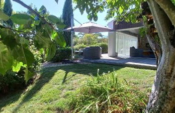 Charmante maison avec spa, sauna et jardin privatif - Photo 13