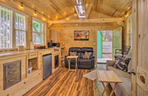 Grill, Fire Pit Pet-Friendly Lakeside Cottage! - Foto 15