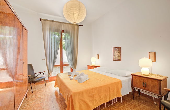 Villa Carolina spacious with garden - Foto 5