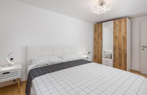 House Bajota with terrace and sea view - Foto 17