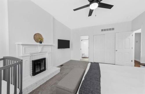 Classic 7BR CWE Home 3rd Floor Suite ABODEbucks - Foto 34