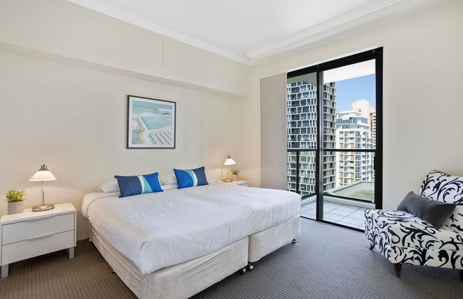 Republic Apartments - Photo 19