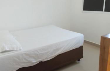 Apartamento completo a 8 min da praia - Foto 1