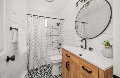 Charming 2 Bedroom home in beautiful Spokane! - Foto 16