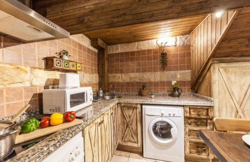 Holiday Home Berghütte mit Terrasse- Kamin und Jacuzzi by Interhome - Foto 38