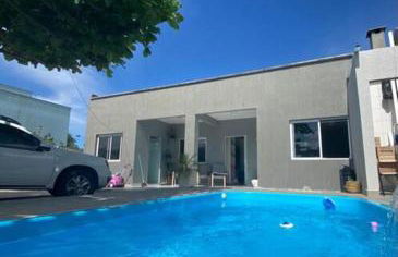 Casa com Piscina aquecida em Balneário Camboriú - Foto 1