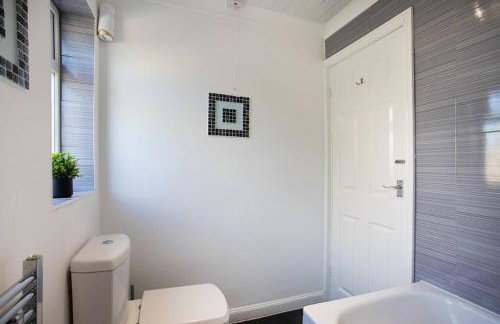 Rawmarsh House, Rotherham for contractors & Families, off-road parking, high speed wifi - Foto 53