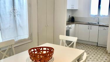 Precioso piso en el centro neurálgico de Olot - Foto 3