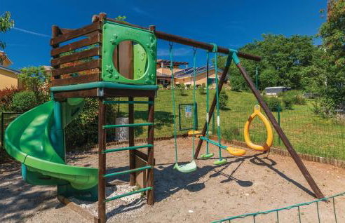 Gorgeous Home In Rezanci With Jacuzzi - Foto 7