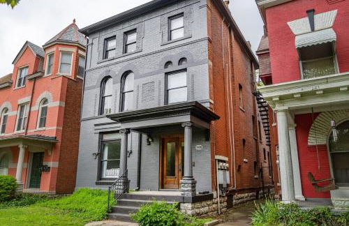 Stylish 2nd Floor Apartment with Pool Table Office Space near Churchill Downs - Foto 27