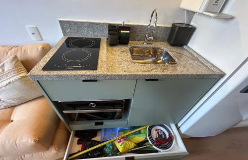 Moema URBAN Heaven - Piscina - Prox Metro - Prox Sh Ibirapuera - Cama Queen - Internet 500mbps - Ar cond - Cozinha completa - Academia - Churrasqueira - Foto 50