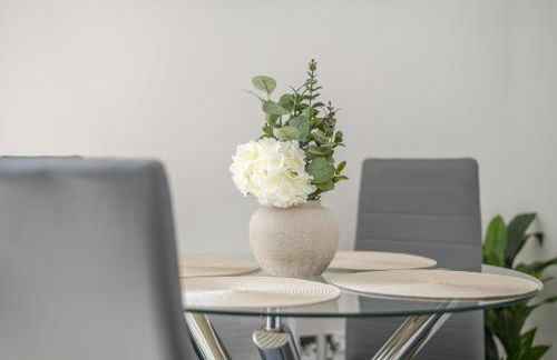 2 Luxurious Apartments with Free Parking near Chelmsford City - Foto 7