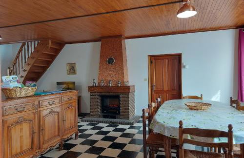 Maison spacieuse avec jardin, BBQ, table de ping-pong, proche commerces, pour 9 personnes et bébés - FR-1-581-96 - Foto 15