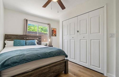 l NEW l Fully Remodeled 3BR 2BTH l 1 Min to Veterans Memorial Park - Foto 47