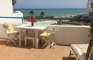 Casitamar frontline beach house rental Casares Costa near Estepona - Photo 7