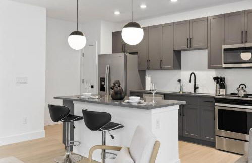 Upscale 2BR Near Regions Field n Park - Foto 18