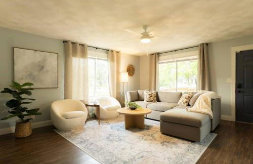 The Family Haven - 3BD 3BA Home in East Peoria - Foto 1