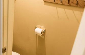 ~ The Cozy Farmhouse ~ | Sleeps 10+ | Farm Views - Foto 58