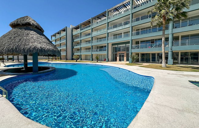 2BR Sunset Escape for Families - Foto 34