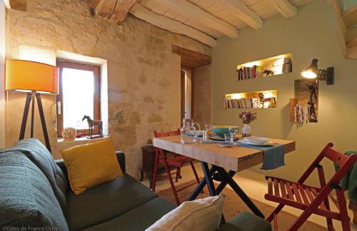 La Dragonne, centre de Bellême, maison entièrement équipée, jardin, vue forêt - Foto 12