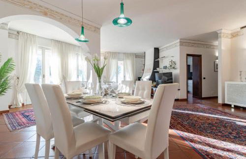 H11 [Villa Conchiglia] Piscina - Garage - Foto 18