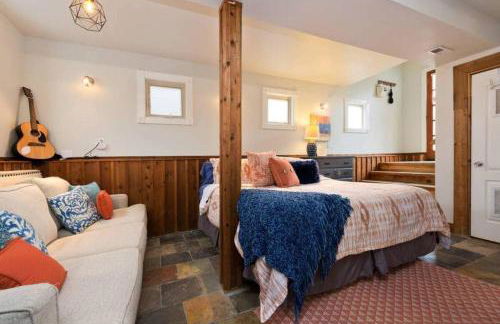 #StayinMyDistrict Hyde Park Down - Photo 16