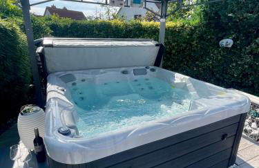 Ferienwohnung Schlossblick - 4 Sterne Sauna Pool Whirlpool exklusiv - Foto 3