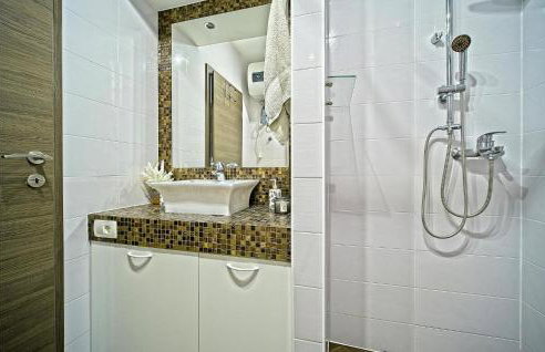 Awesome Home In Kraj Donji With Wifi - Foto 25