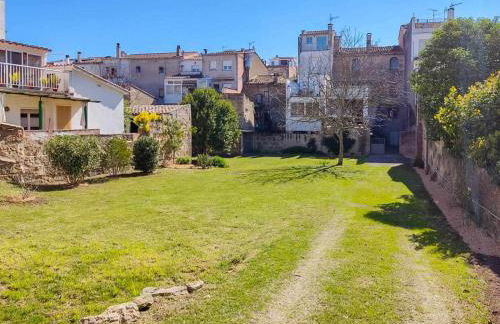 Can Janot - Casa con jardín cerca del lago - Foto 1