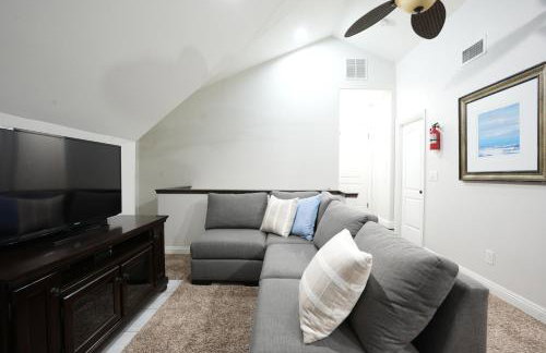 Sweet 4 bedroom, 3 bath plus Loft Bedroom, Pool Home - Foto 89