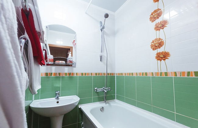 Apartments 5 zvezd Skver Stroiteley - Foto 16