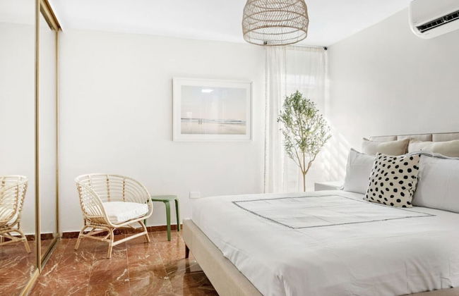 Vistamar Private Waterfront Home Pool - Photo 27