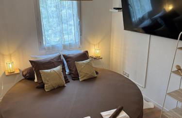 T2, Balneo, sauna, lit rond, jeux arcades, parking - Photo 12