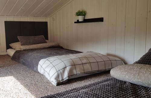 DOMKI POD DĘBAMI , Radawa - Foto 2