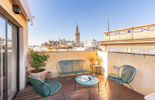 Duplex con Terraza Privada y vistas a la Catedral - Photo 1