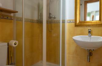 Caleta, ático, 3 dormitorios frente al mar, by Bookindenia - Foto 19