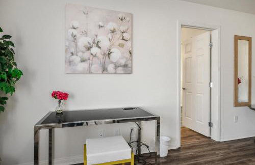 Relaxing Vegas Stay with BBQ & Games - Foto 35