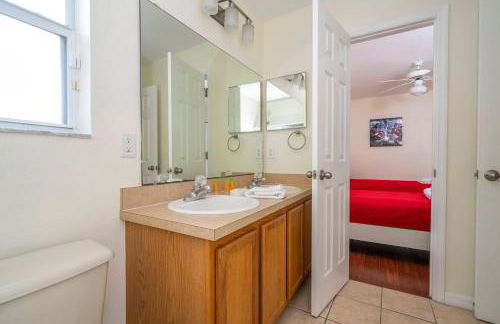 Amazing 6 bedrooms with pool - Foto 29