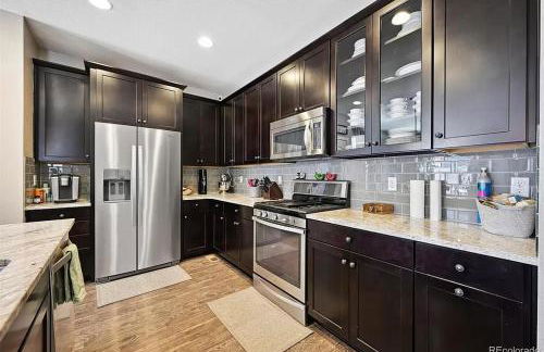 4BR Home close to Airport - Foto 14