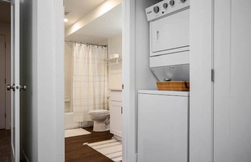 Welcoming Wolf Getaway WL1405 Ski Escape Hot Tub - Foto 29