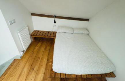 Afan Forest Bunk House-Converted Chapel Sleeps 35 - Foto 45