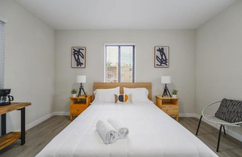 Prime Location Apartment at Calle Ocho - Foto 17