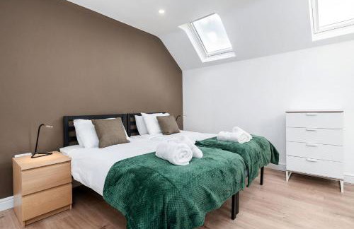 Dovedale Manor - Photo 16