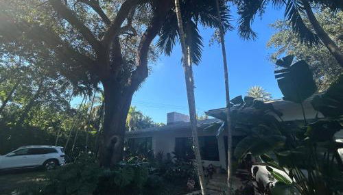 Luxury Miami home with heated pool & BBQ area, close to beaches & sports arenas - Foto 3