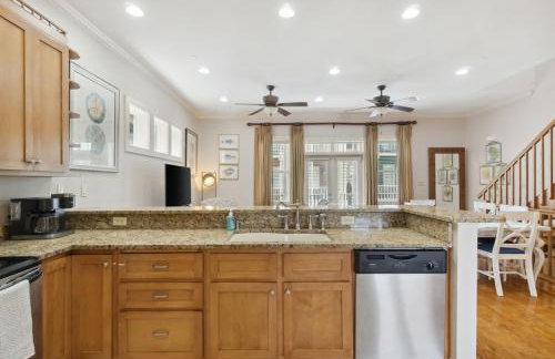 Cozy Beach House, Heated Pool , Fast WiFi - Foto 18