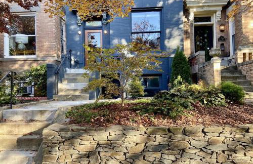Heart of Mount Pleasant - with parking - Foto 20