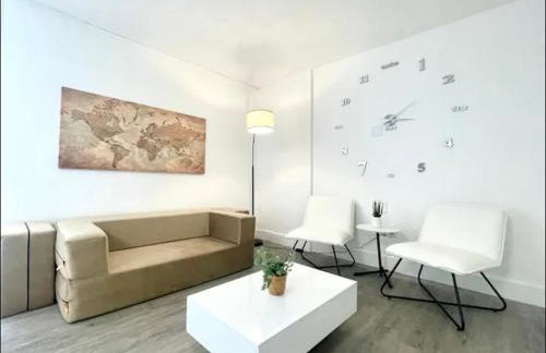 Miami International Airport 1 - Photo 12