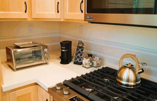 Bearly Connected, a brand new cabin in the woods - Foto 6