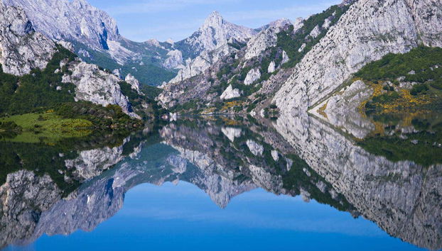 Excursión a los fiordos leoneses de Riaño - Foto 3, Paisajes naturales de Riaño