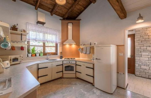 Family Villa Lipica with private pool and jacuzzi - Photo 18